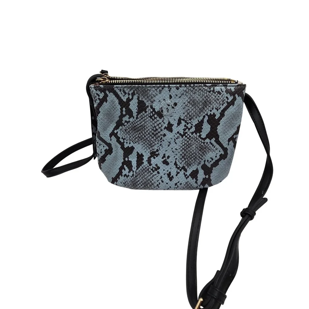 Moda Luxe capture attention